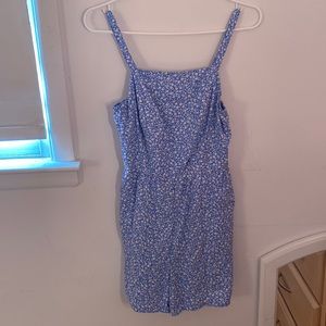 OLD NAVY ROMPER w/ Pockets